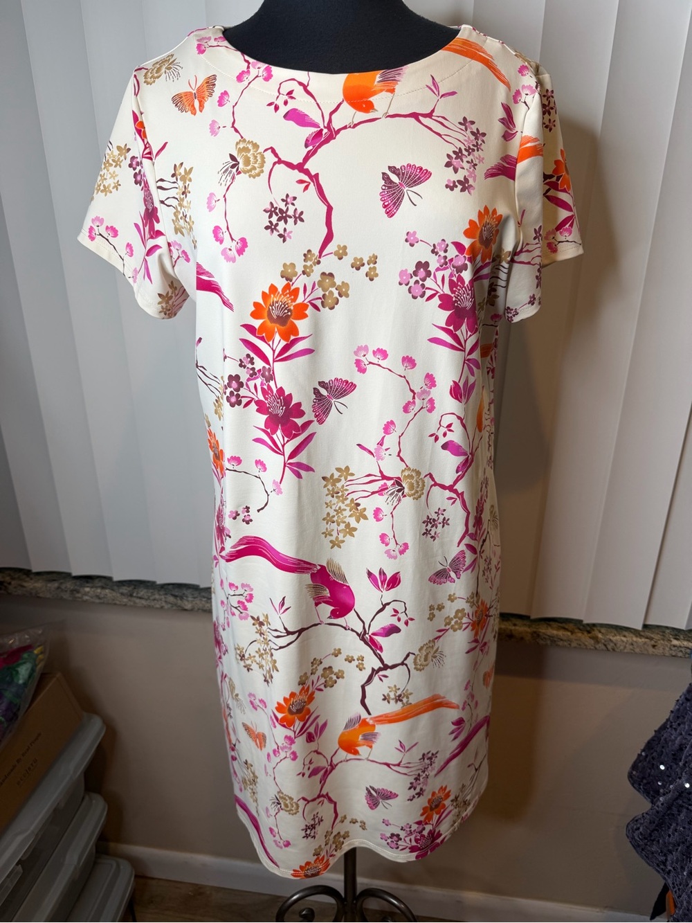 Jude Connally Tshirt shift dress Chinoiserie-inspired botanical pattern SZ Large
